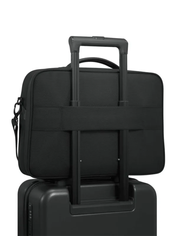 Lenovo Lenovo Professional 14" Notebook Briefcase - Black, Water Resistant